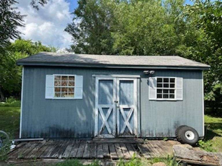12'X18' Storage Shed (Must be removed by buyer)