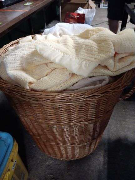 Wicker Laundry Hamper w/ Assorted Towels