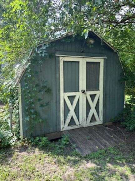 10'X18' Storage Shed (Must be removed by buyer)