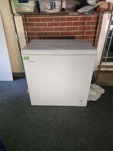 Hotpoint Chest Freezer (Working and Will Be Emptied)