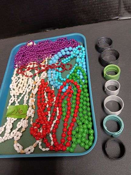 Assorted Fashion Jewelry Necklaces