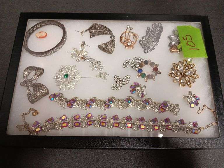 Assortment of Costume Jewelry (Rhinestones)