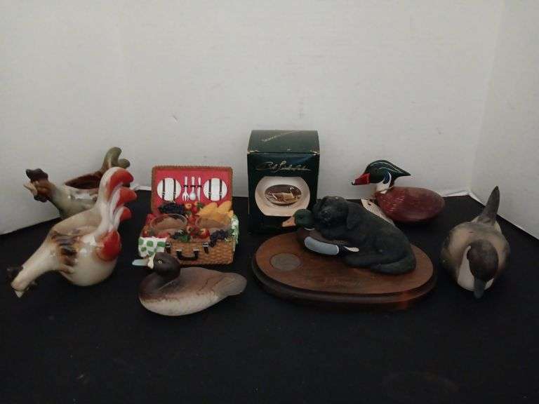 Collection of Waterfowl Decorative Items to Include: