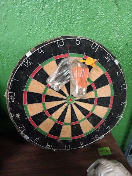 Dart Board w/ Darts