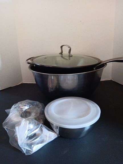 Prep Bowl, Frying Pan, Nesting Mixing Bowls & Cookie Cutters