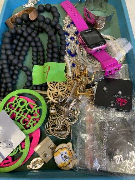 Assorted Jewelry Lot: Necklaces, Earrings, Bracelets