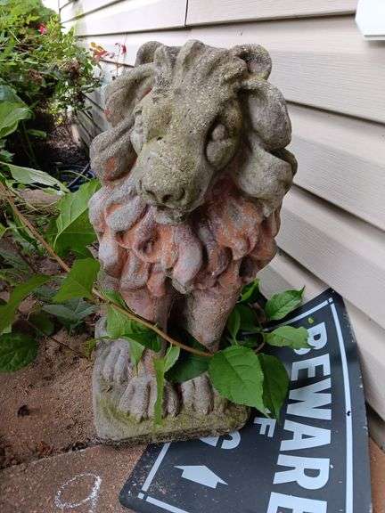 Concrete Lion