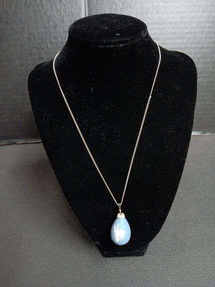 BEAUTIFUL Wedgewood Easter Egg on Silver Chain