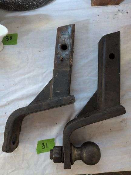 (2) Tow Hitch Receivers, (1) Ball