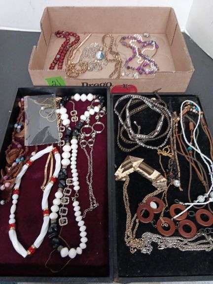 Large Assortment of Costume Jewelry Necklaces