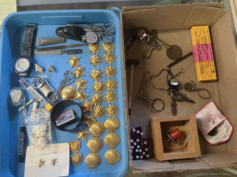 Clock Keys, Harrington Raceway Die, Thermometer, Grooming Tools, and More