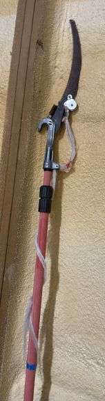 Extendable Tree Limb Saw