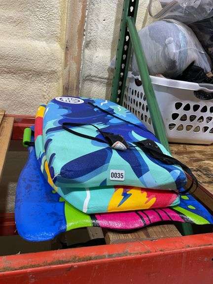 2 Boogie Boards, Sled