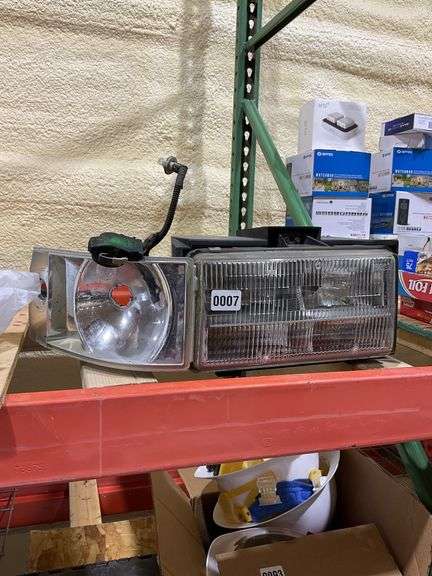 Used Headlight Assy.