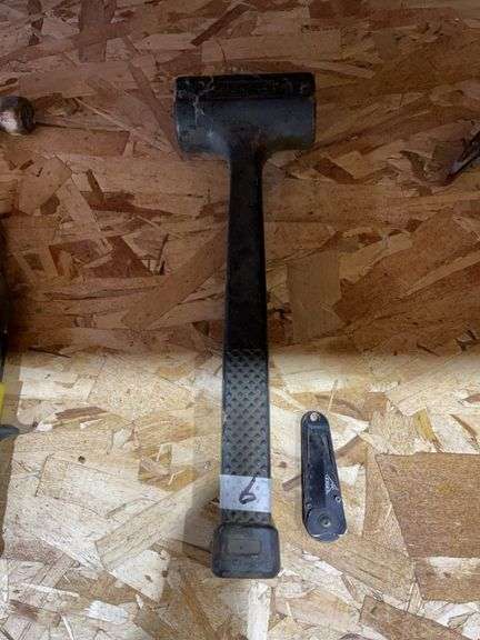 Hammer, knife