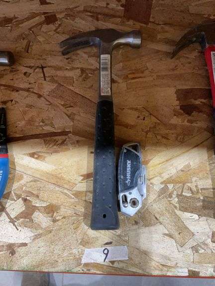 Hammer, Knife