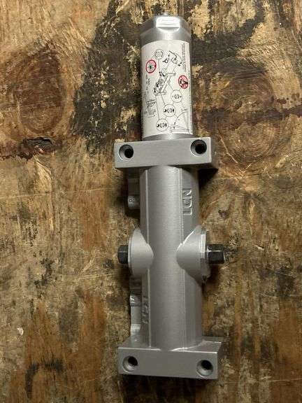 (2) LCN SRT 689 Aluminum Door Closer- 4050A - MSRP 2 @ $530.82