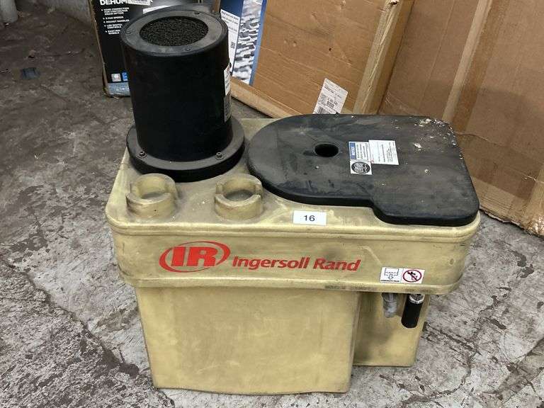 Ingersoll Rand Oil and Water Separator 175 Cfm 1/2 in NPT - PSG-15 - MSRP $2,678.27