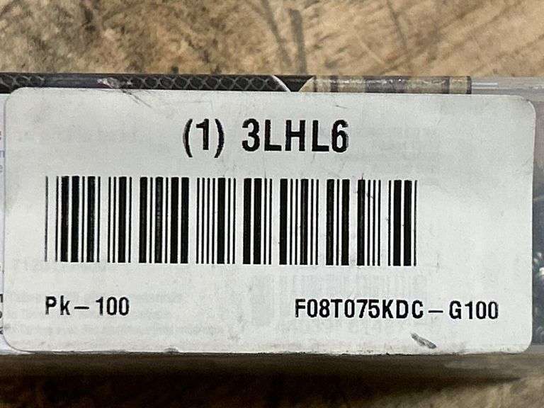 (2) Simpson Strong-Tie #8 Modified Truss-Head Screw PK100 - F08T075KDC - MSRP 2 @ $19.05 ea