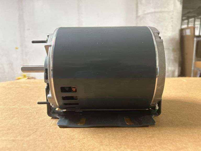 Leeson Single Speed 1/4 HP 1725 RPM 115 V AC Belt Drive Motor - 048S17D2054 - MSRP $258.06