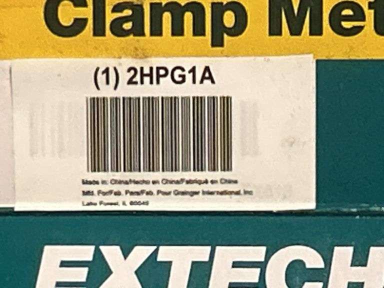 Extech 400A Max AC Current CAT III 600V Digital Clamp Meter - EX613 - MSRP $196.37