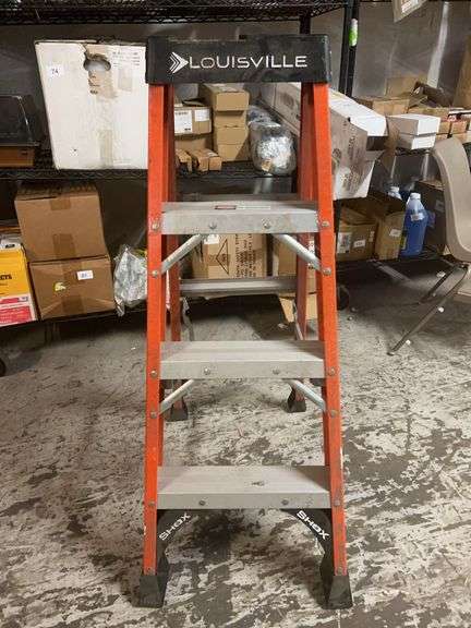 Louisville 4' Ladder 375 lb Load Capacity Fiberglass A-Frame Stepladder