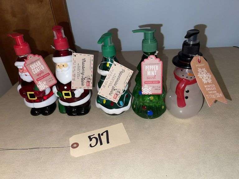 Christmas hand soap and bottles • Looks New • Bedroom 2 Duck Soup