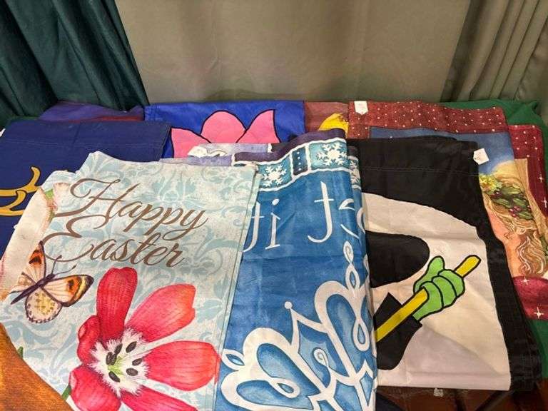 Large Seasonal flags • Side - Duck Soup Auctions