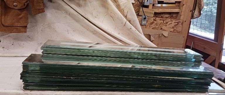 Glass shelving unknown sizes