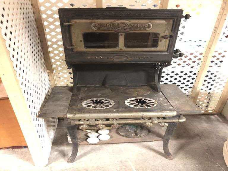 Short Sale Multiple Estates online auction ending 10/12/25 Located at Ball Furniture Outlet, Monaca, PA