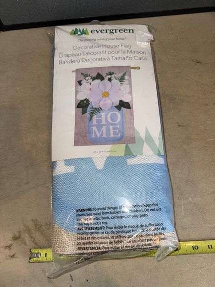Decorative house flag • New in Package • Garage