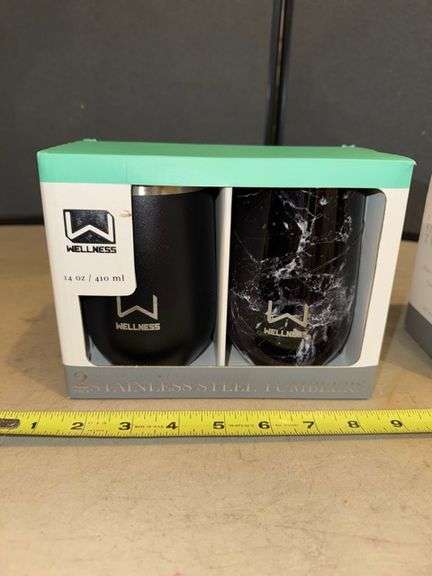Wellness tumbler set • New in Box • Garage