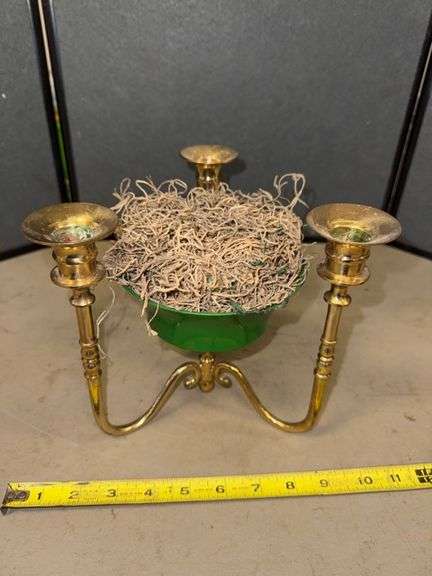 Candle stick holder • Garage