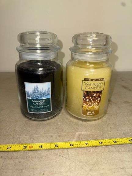 Yankee candles • New w/out Tags • Ground level basement