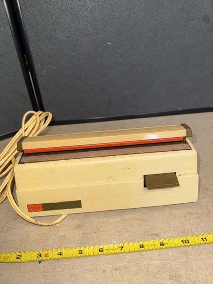 Touch a matic seal • Kitchen