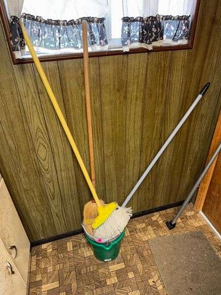 Brooms • Laundry room