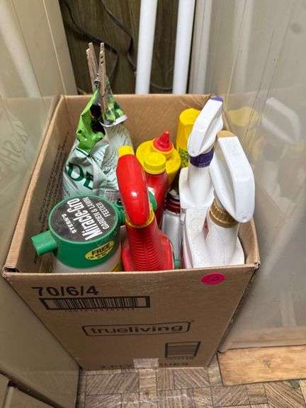 Gardening lot • Laundry room