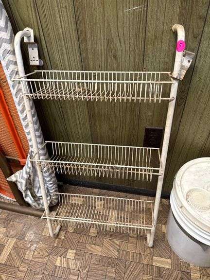 Over door hanger • Laundry room