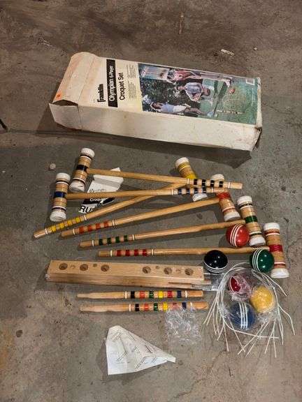 Croquet set • Basement