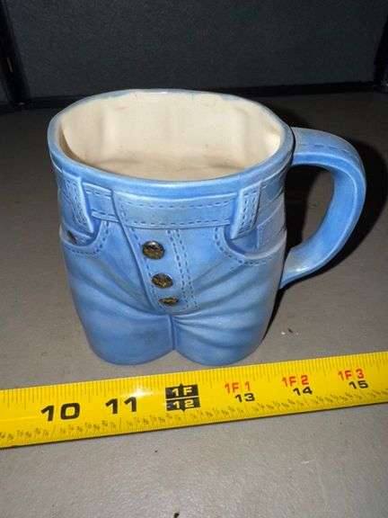 Pants mug • Kitchen