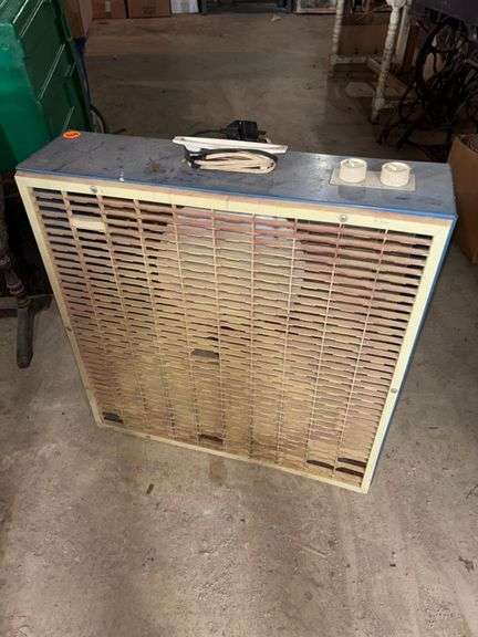 Wizard box fan • 22” • Basement