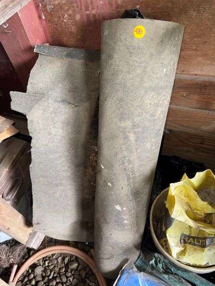 Roofing paper • Garage