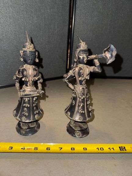 Metal figurines • 9” • Kitchen