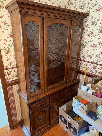 2 pc china cabinet • 41x15x74 • Matches 1174 Kitchen