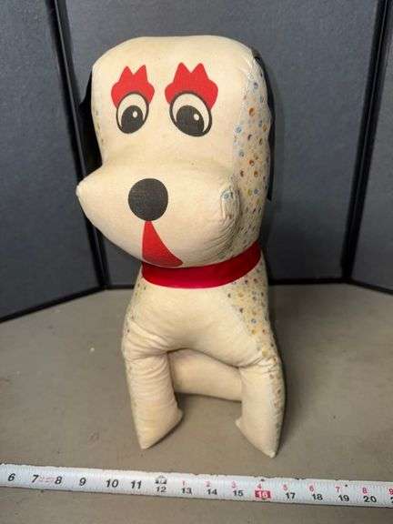 Stuffed carnival prize dog • Vintage • Basement