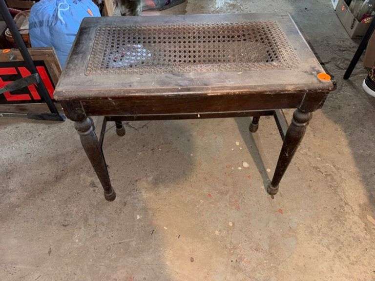 Wooden bench needs new seat • Basement