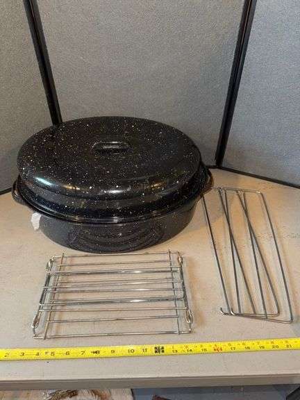 Speckled enamelware roaster • Basement