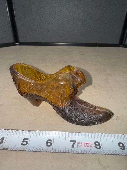 Glass shoe • Kitchen