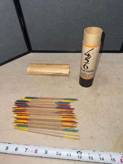 456 pick up sticks game • Vintage • Kitchen