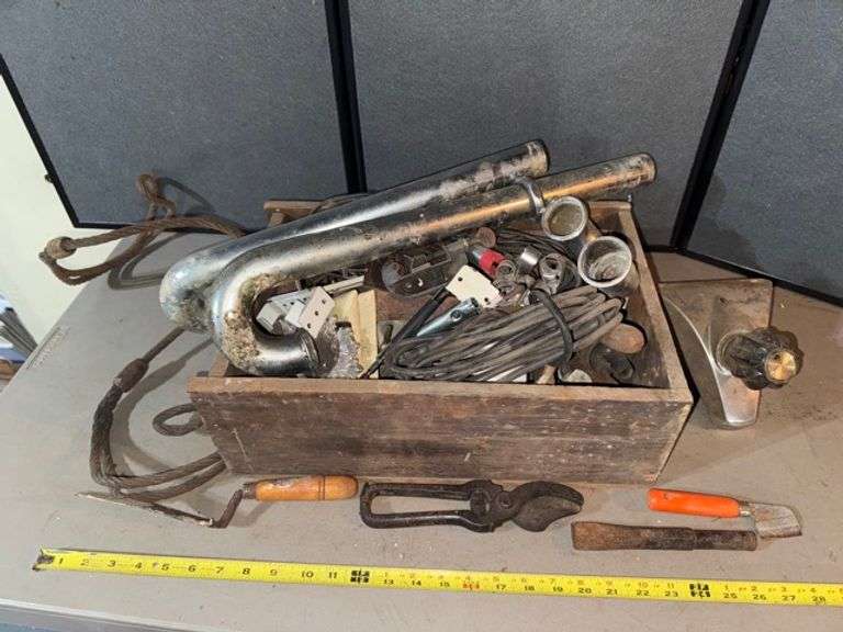 Miscellaneous lot • Basement